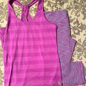 Workout Set: Yoga Tank Top and Capris